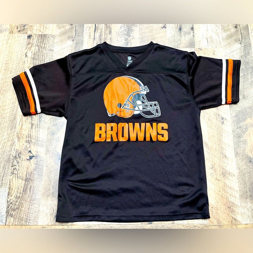 NFL team apparel Cleveland Browns youth jersey size L (12/14) - Picture 1 of 2